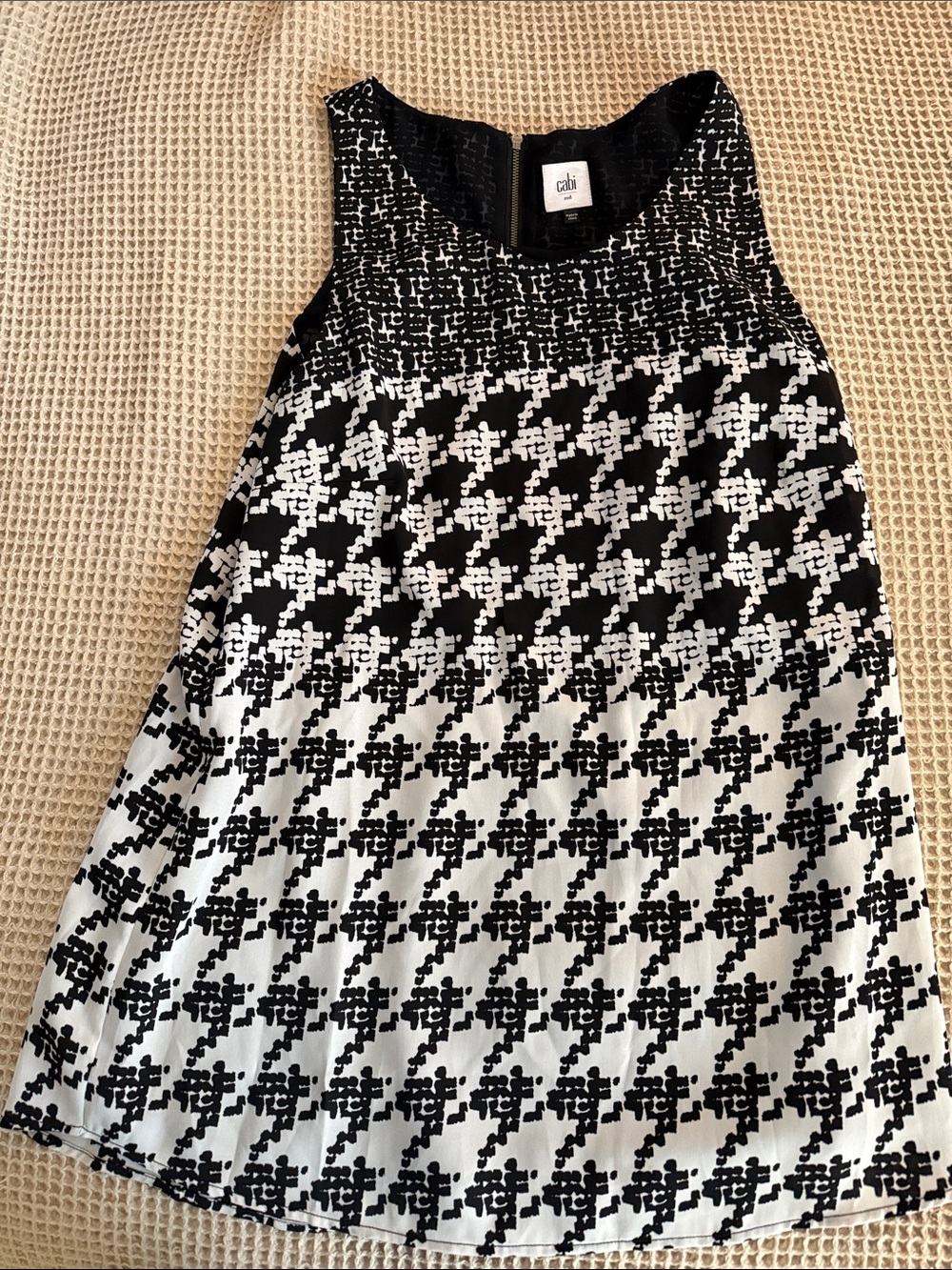 CAbi Black & White Houndstooth Swing Top